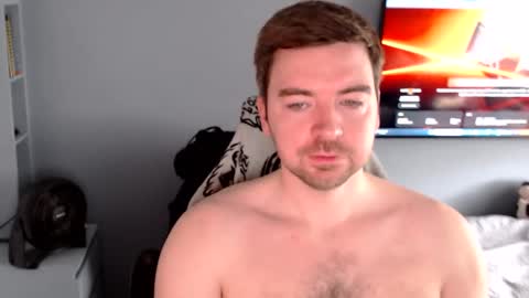 Snapshot of d_surman1994 chatting on 10.18.25 d_surman1994 online show from 10.18.25