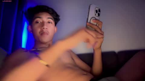   online show from 01.04.25