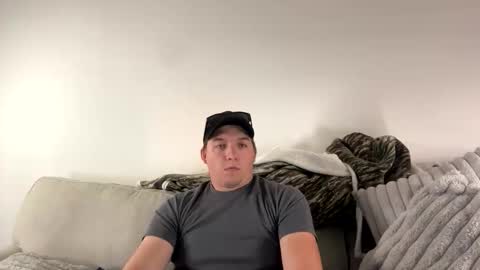 Snapshot of daddynsunshine chatting on 05.11.26 daddynsunshine online show from 05.11.26