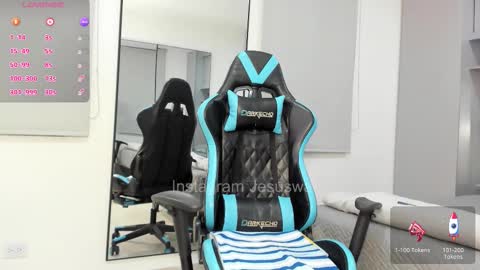 Snapshot of daddyrich4u chatting on 11.12.25 daddyrich4u online show from 11.12.25