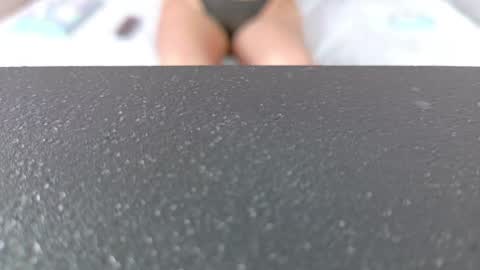 Snapshot of daddys_little_princesss chatting on 10.17.25 Antonella online show from 10.17.25