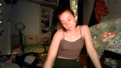 Snapshot of daddysdollhouse chatting on 12.29.24 Saoirse online show from 12.29.24