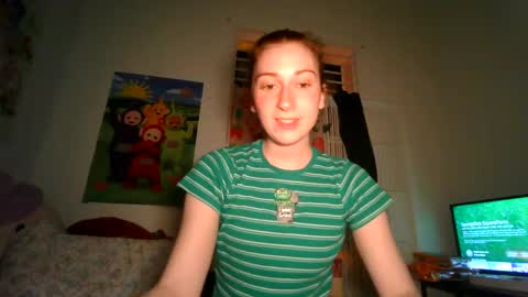 Snapshot of daddysdollhouse chatting on 01.05.25 Saoirse online show from 01.05.25