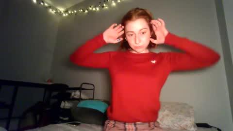 Snapshot of daddysdollhouse chatting on 01.19.25 Saoirse online show from 01.19.25