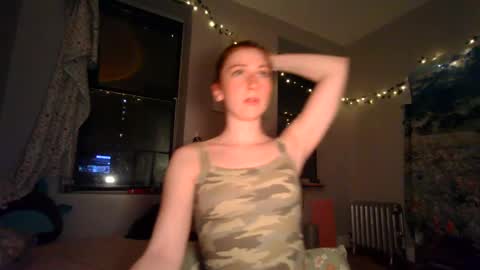 Snapshot of daddysdollhouse chatting on 03.04.25 Saoirse online show from 03.04.25