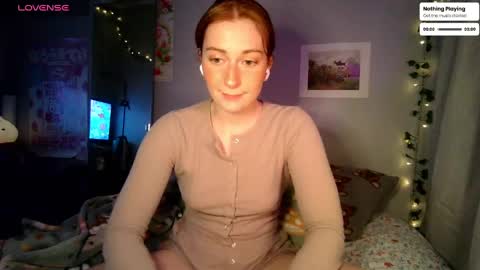 Snapshot of daddysdollhouse chatting on 09.13.25 Saoirse online show from 09.13.25
