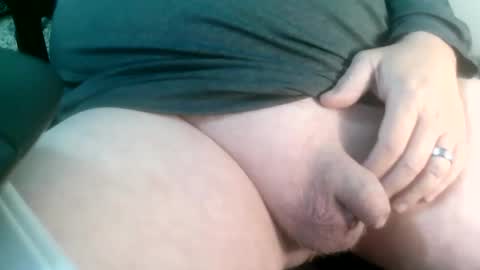 Snapshot of daddysmalls_55 chatting on 12.01.24 daddysmalls online show from 12.01.24