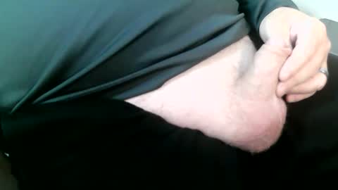 Snapshot of daddysmalls_55 chatting on 12.21.24 daddysmalls online show from 12.21.24