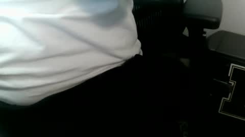 Snapshot of daddysmalls_55 chatting on 01.14.25 daddysmalls online show from 01.14.25