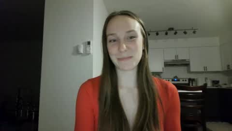 Snapshot of daddysssgoodgirl chatting on 10.01.25 daddys good girl online show from 10.01.25