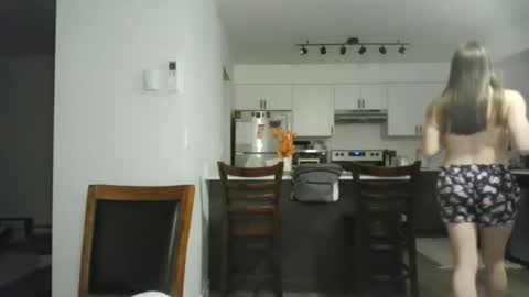 Snapshot of daddysssgoodgirl chatting on 10.04.25 daddys good girl online show from 10.04.25