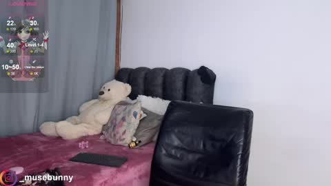 Snapshot of daddysweeeetbody chatting on 05.25.26 Sophie online show from 05.25.26