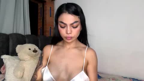 Snapshot of daddysweeeetbody chatting on 06.08.26 Sophie online show from 06.08.26
