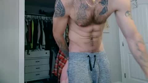 Snapshot of daddyunlocked1 chatting on 11.25.25 daddyunlocked1 online show from 11.25.25