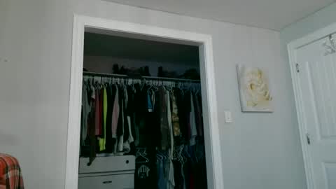 Snapshot of daddyunlocked1 chatting on 12.17.25 daddyunlocked1 online show from 12.17.25