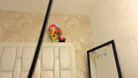 daffnelewis online show from 01.14.26