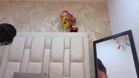 daffnelewis online show from 02.03.26