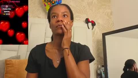 daffnelewis online show from 05.19.26