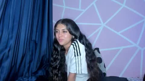 Snapshot of dafna_and_chriss chatting on 12.22.25 dafna lorens online show from 12.22.25