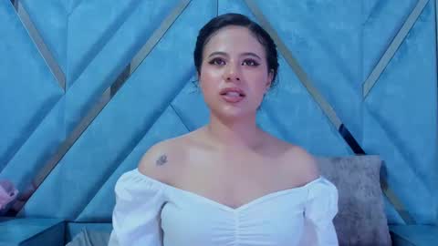 Snapshot of dafne_cleo chatting on 09.10.25 Dafne online show from 09.10.25