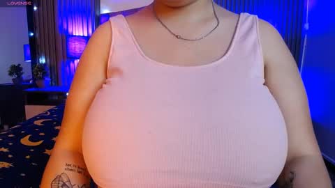 Dafne  online show from 12.23.24