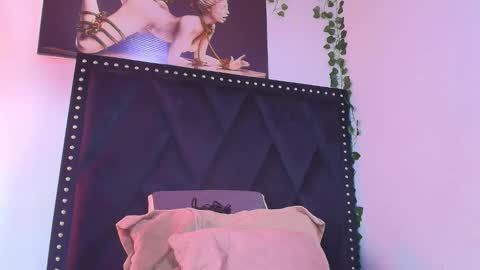 dafne_quenn online show from 11.09.25