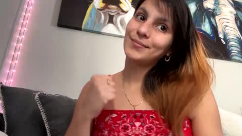 Snapshot of dafnecloutier chatting on 02.18.25 Dafne 27 Cory-24 online show from 02.18.25