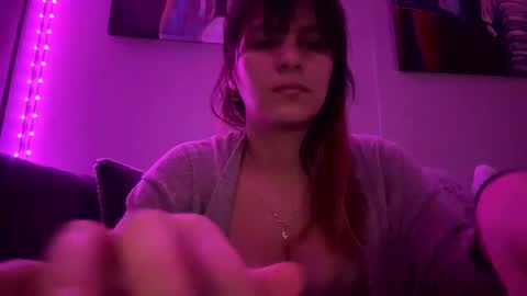Snapshot of dafnecloutier chatting on 02.25.25 Dafne 27 Cory-24 online show from 02.25.25
