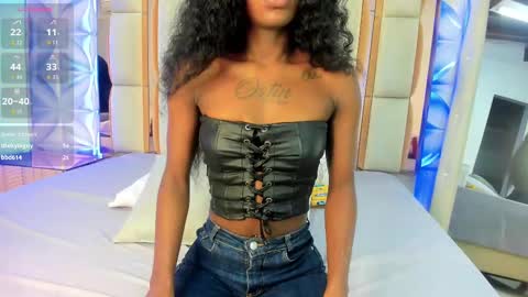 Snapshot of dafnee_adams chatting on 09.21.25 Dafnee online show from 09.21.25