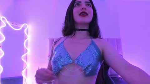 dahia  online show from 02.18.25