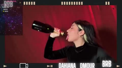 Dahiana  online show from 12.16.25