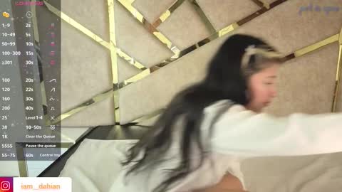 Dahiana  online show from 03.11.26