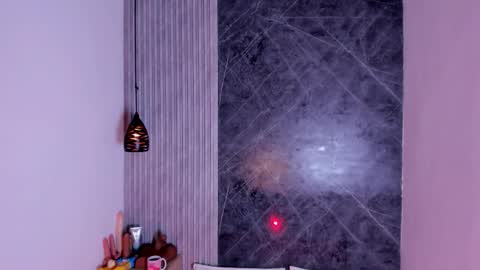  Dahiana   online show from 11.05.25