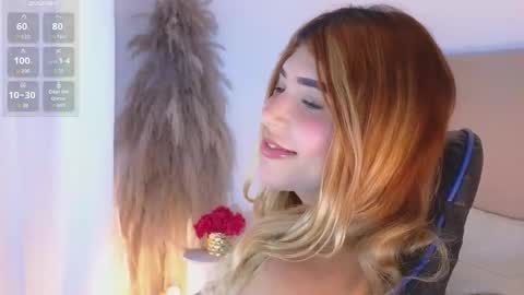 Snapshot of dahiana_prenss chatting on 11.24.25 Dahiana online show from 11.24.25