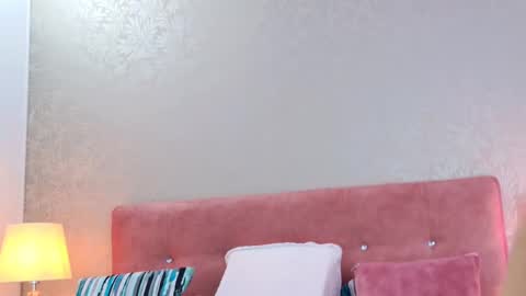 Dahiana online show from 03.10.25