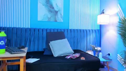 Dahiane Connor online show from 04.17.26