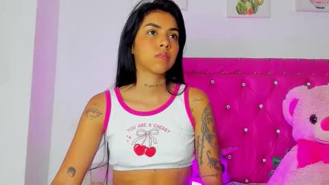 Snapshot of dahiangomezz chatting on 03.14.26 online show from 03.14.26