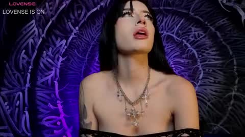 Dahlia online show from 04.19.26