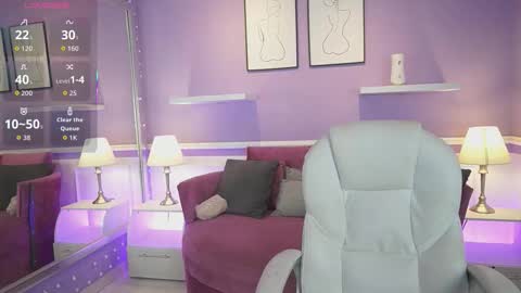 Dahlia Grey online show from 09.24.25