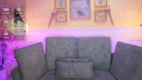 Dahlia Grey online show from 10.09.25