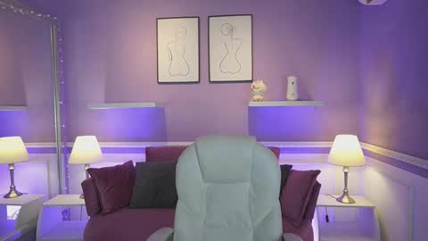 Dahlia Grey online show from 11.19.25