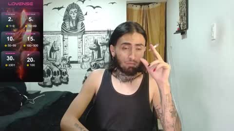 Snapshot of daimon_rock01 chatting on 03.10.25 felipe online show from 03.10.25