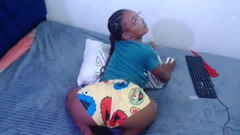 Snapshot of daisha_becker chatting on 01.10.25 daisha_becker online show from 01.10.25