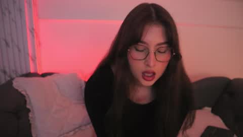 Lauren            online show from 01.12.26