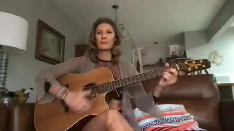 Snapshot of daisy9kat chatting on 12.13.24 Daisy137 online show from 12.13.24