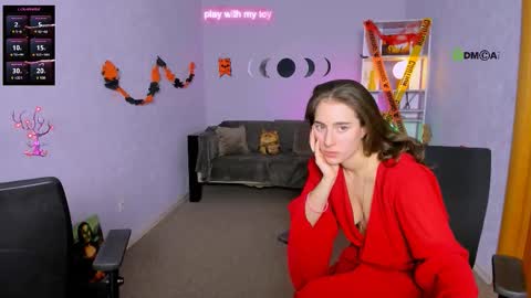 Snapshot of daisy_baby_ chatting on 10.27.25 daisy online show from 10.27.25