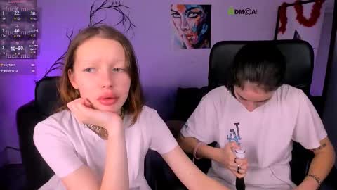 Snapshot of daisy_baby_ chatting on 11.30.25 daisy online show from 11.30.25