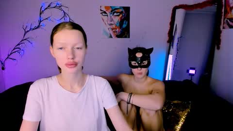 Snapshot of daisy_baby_ chatting on 12.14.25 daisy online show from 12.14.25