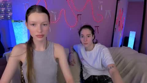 Snapshot of daisy_baby_ chatting on 03.08.26 daisy online show from 03.08.26