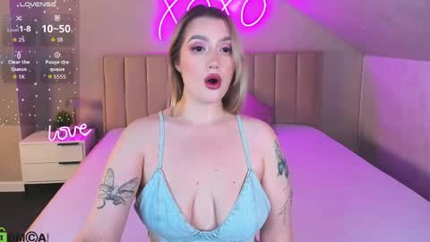 Snapshot of daisy_beckerr chatting on 05.24.26 Viickie online show from 05.24.26